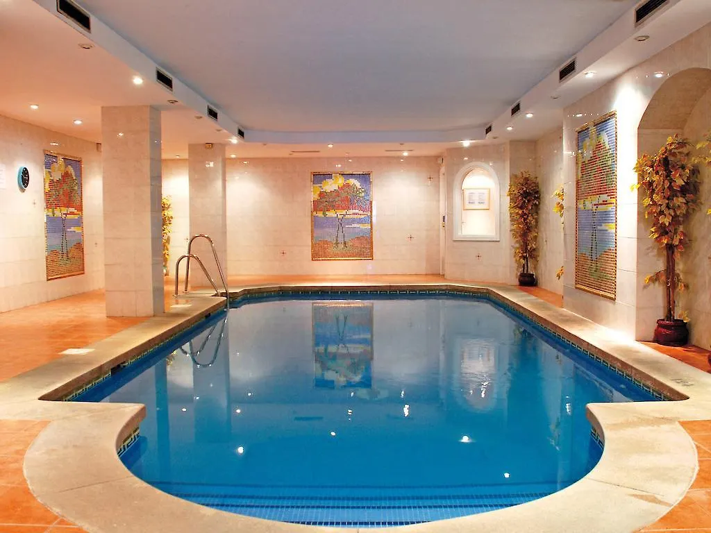 מארבלה Apartamentos El Toro דירה