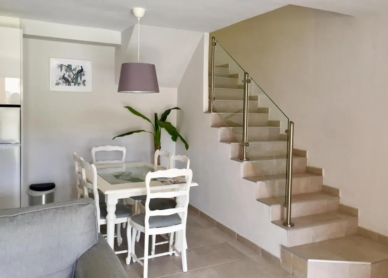 מארבלה Apartamentos El Toro